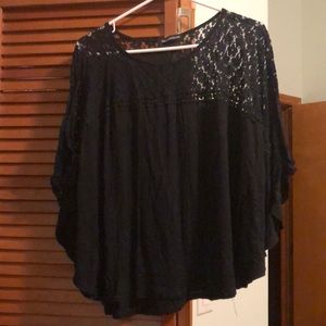 Bat wing sleeve shirt